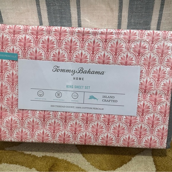 Tommy Bahama Pink Coastal Batik King Sheet Set